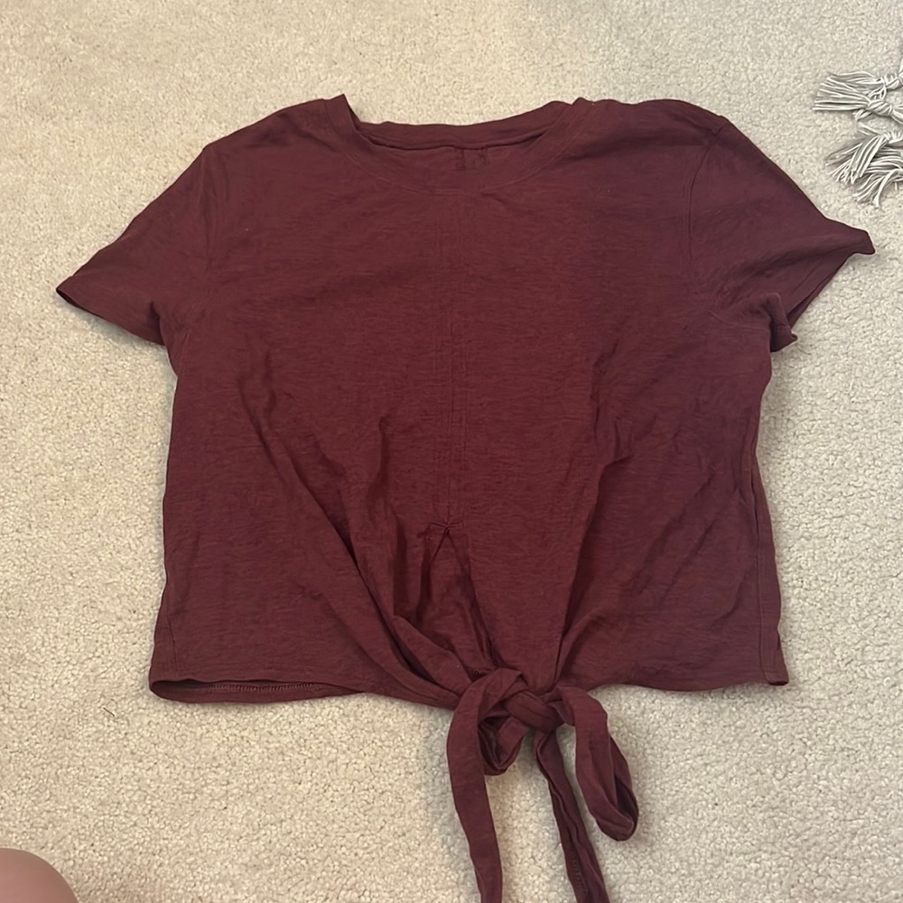 Lululemon tie top!